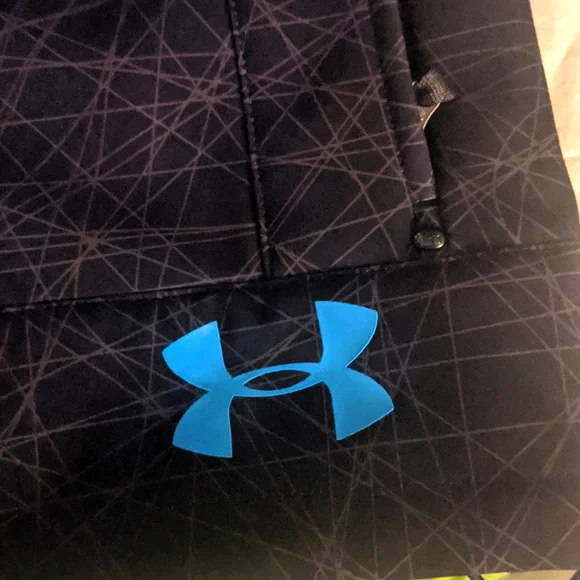 Under Armour women's snowboard jacket - Picture 6 of 17